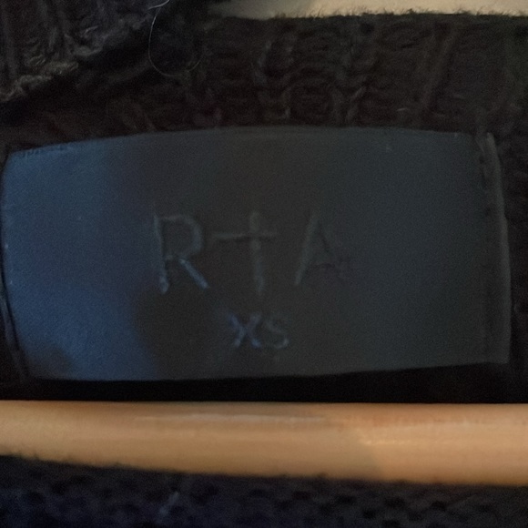 RTA XS OFF THE SHOULDER Black Sweater Bell Sleeve - Picture 3 of 3